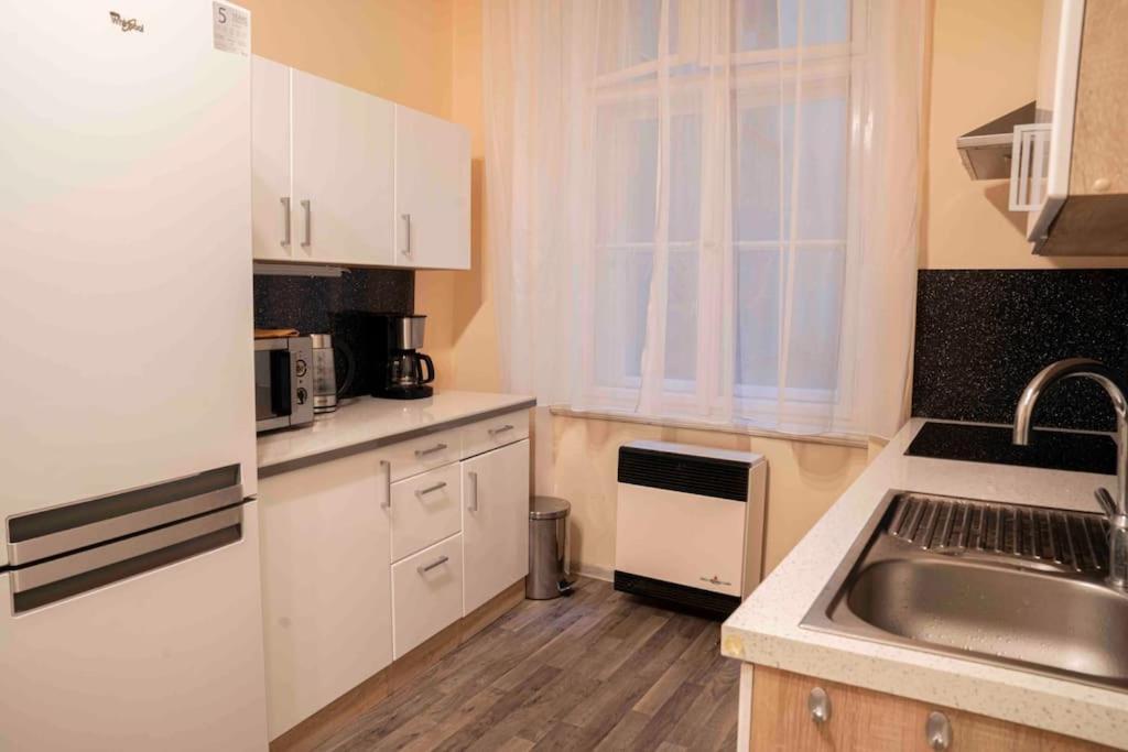 Cozy Flat By Wenceslas Square! Prag Eksteriør billede